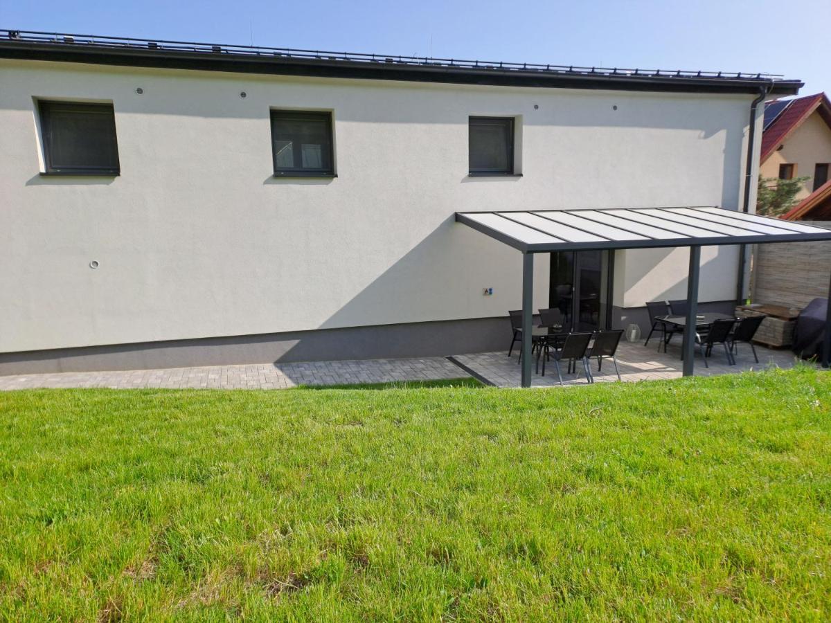 Vila Lada Dedinky Exterior foto
